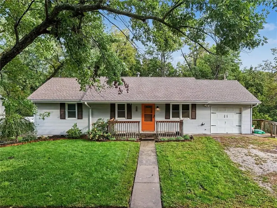 206 Vine Street, Platte City, MO 64079 - #2