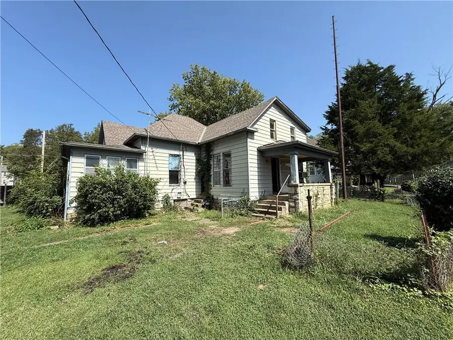 503 Benton Avenue, Excelsior Springs, MO 64024 - #2