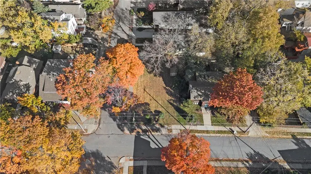 1118 W 48th Street, Kansas City, MO 64112 - #1