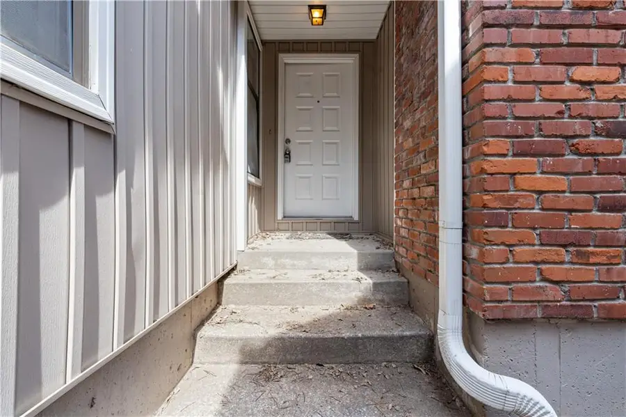 8240 NW Birch Lane, Kansas City, MO 64151 - #2