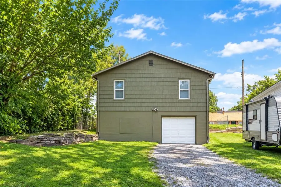 9615 E 18th Street, Independence, MO 64052 - #2