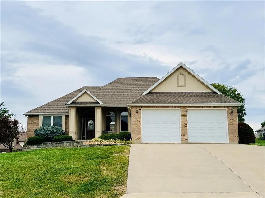 898 Willow Tree Court, Higginsville, MO 64037 - #1