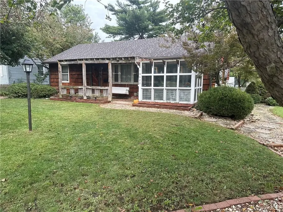 10422 W 57th Street, Shawnee, KS 66203 - #3