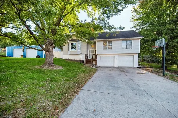 1402 N 15th Street, Atchison, KS 66002