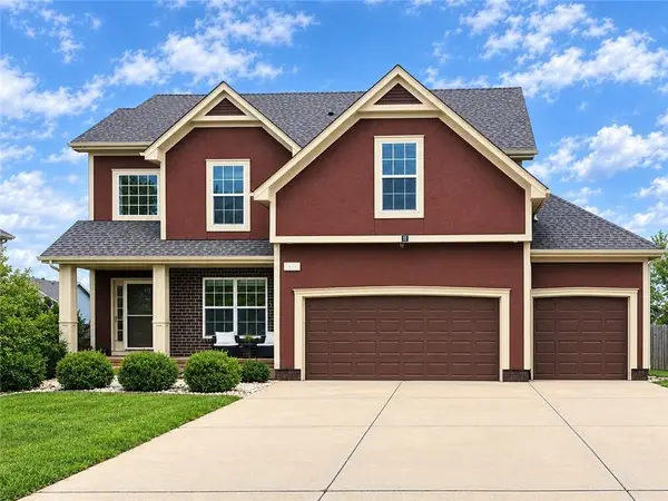 12606 S Laci Circle, Lake Lotawana, MO 64086
