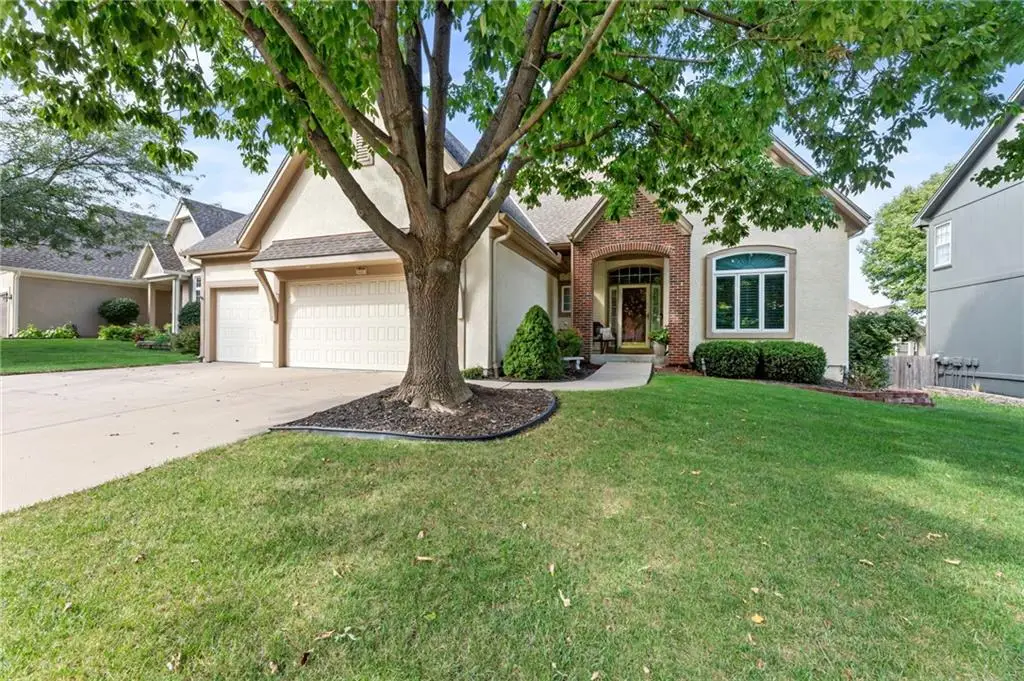 8000 W 154th Street, Overland Park, KS 66223 - #1