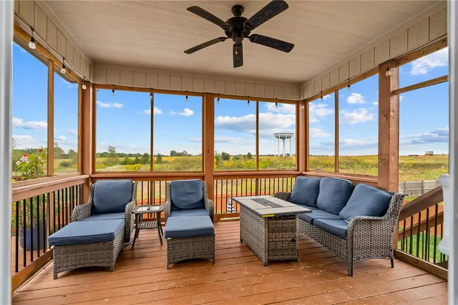 27827 E 133rd Street, Lake Lotawana, MO 64086 - #2