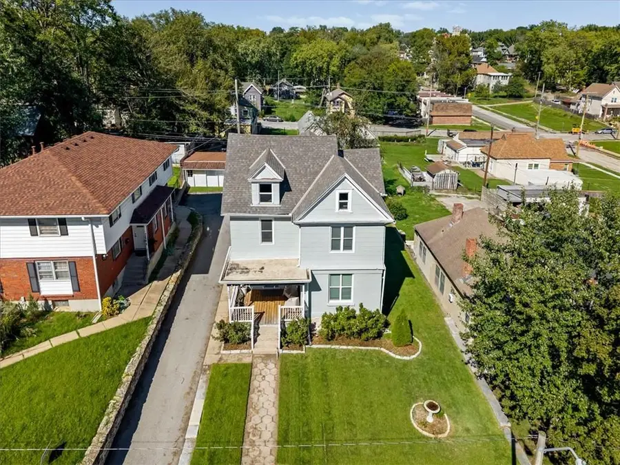 3226 Lexington Avenue, Kansas City, MO 64124 - #3