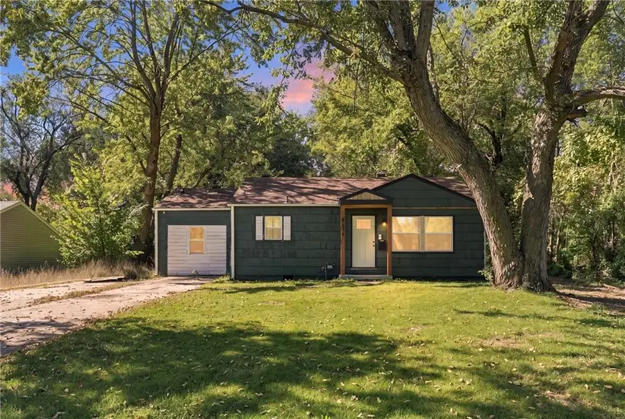 8630 James A. Reed Road, Raytown, MO 64138 - #2