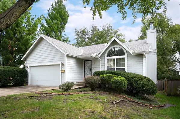 4727 Booth Street, Westwood, KS 66205