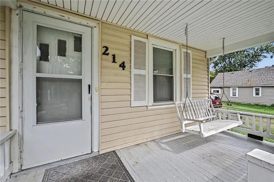 214 E 79th Terrace, Kansas City, MO 64114 - #3