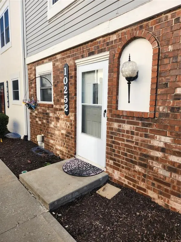 10252 W 96th Terrace #146, Overland Park, KS 66212