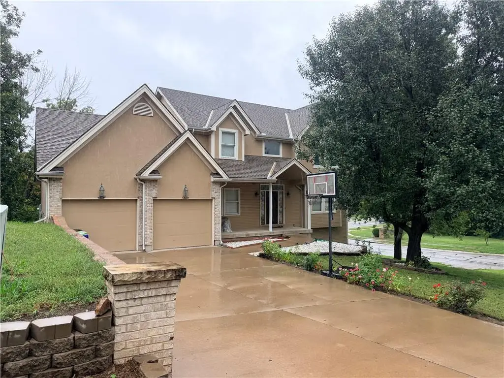 5904 Albervan Street, Shawnee, KS 66216 - #1