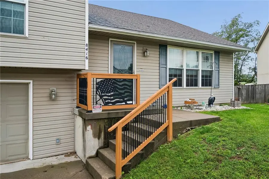 8416 N Winfield Avenue, Kansas City, MO 64153 - #3