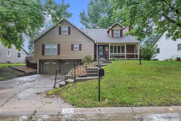 5205 Mockingbird Lane, St Joseph, MO 64506