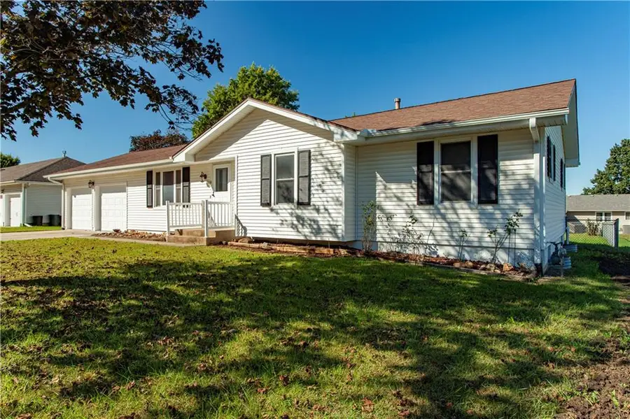 1908 Cedar Street, Higginsville, MO 64037 - #2