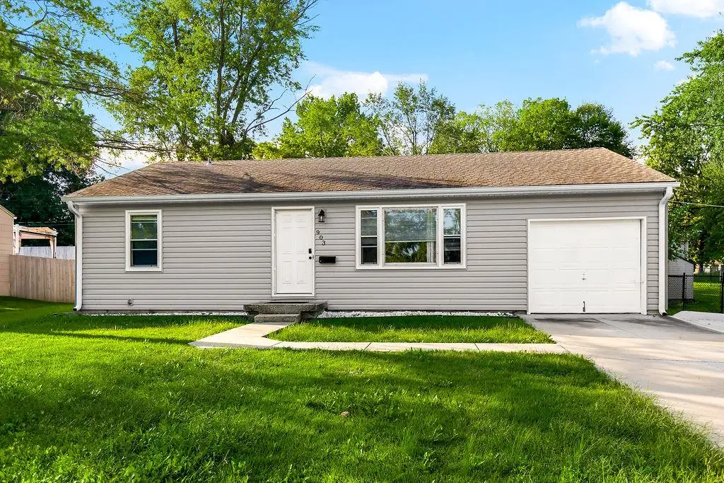 903 NE 67th Place, Gladstone, MO 64118 - #1