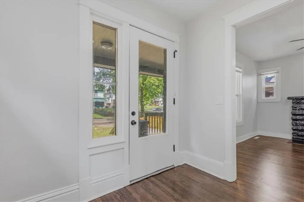 3249 Lockridge Avenue, Kansas City, MO 64128 - #1