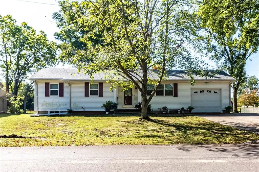 305 Hillcrest Drive, Windsor, MO 65360 - #1