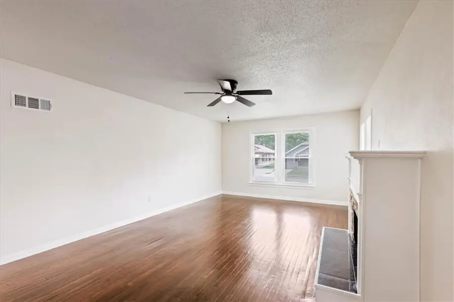 3646 Askew Avenue, Kansas City, MO 64128 - #3