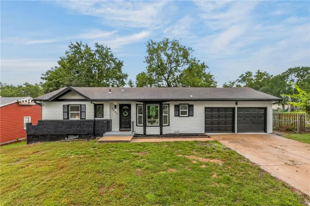 9609 E 79th Street, Raytown, MO 64138 - #1