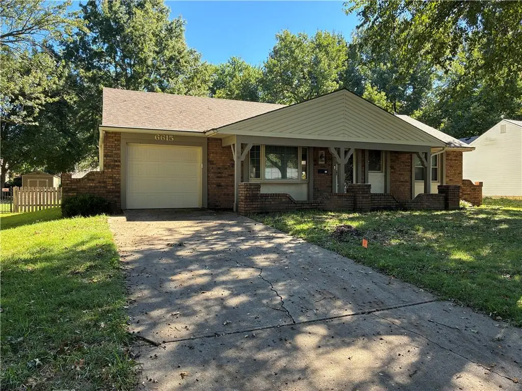 6615 Switzer Lane, Shawnee, KS 66203 - #1