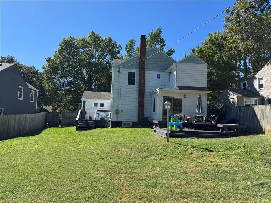 8639 Maiden Lane, Kansas City, MO 64114 - #2