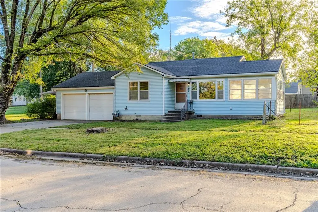 404 N State Street, Yates Center, KS 66783 - #1