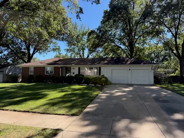 7 E 109 Street, Kansas City, MO 64114