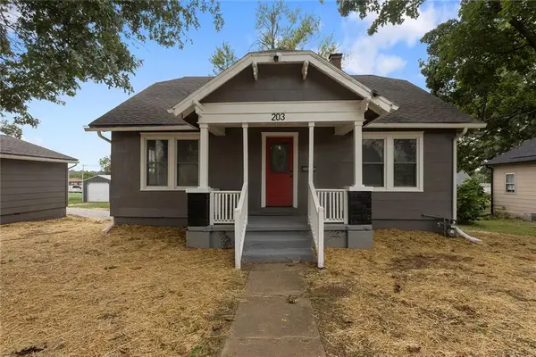 203 E 2nd Street, Freeman, MO 64746