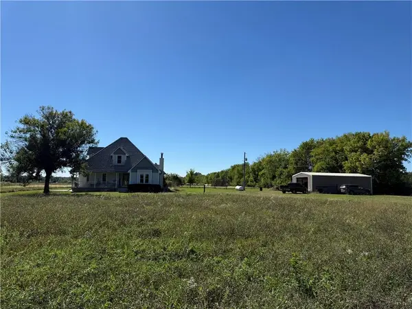 26503 283rd Street, Harrisonville, MO 64701