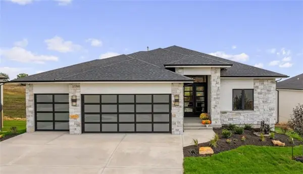 9451 Wild Rose Lane, Lenexa, KS 66227