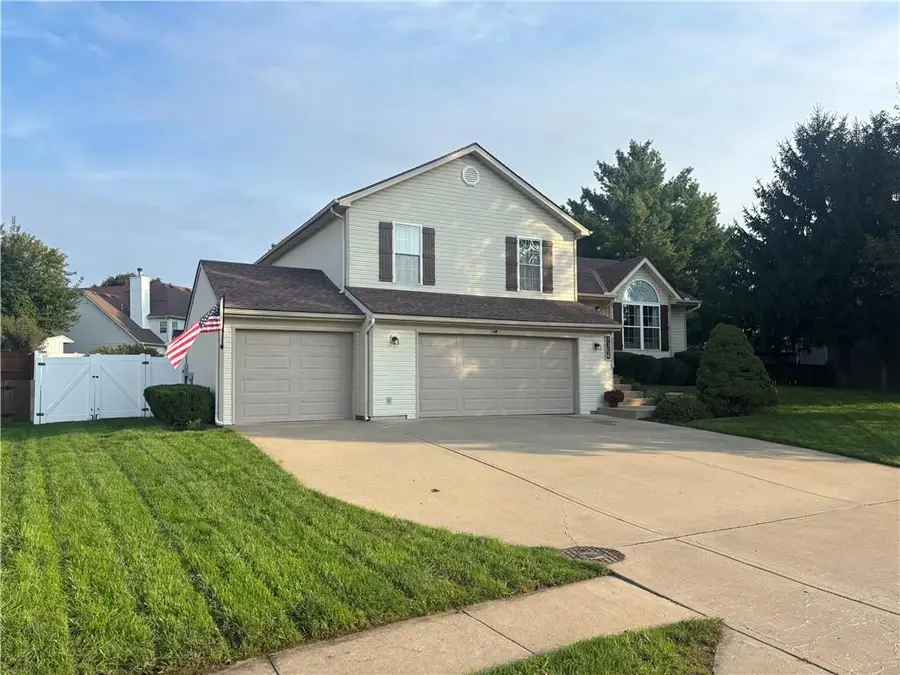 1304 NE 104th Place, Kansas City, MO 64155 - #2