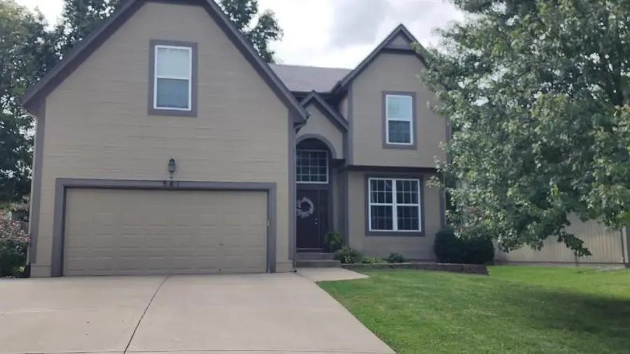 541 E Mockingbird Street, Gardner, KS 66030 - #2