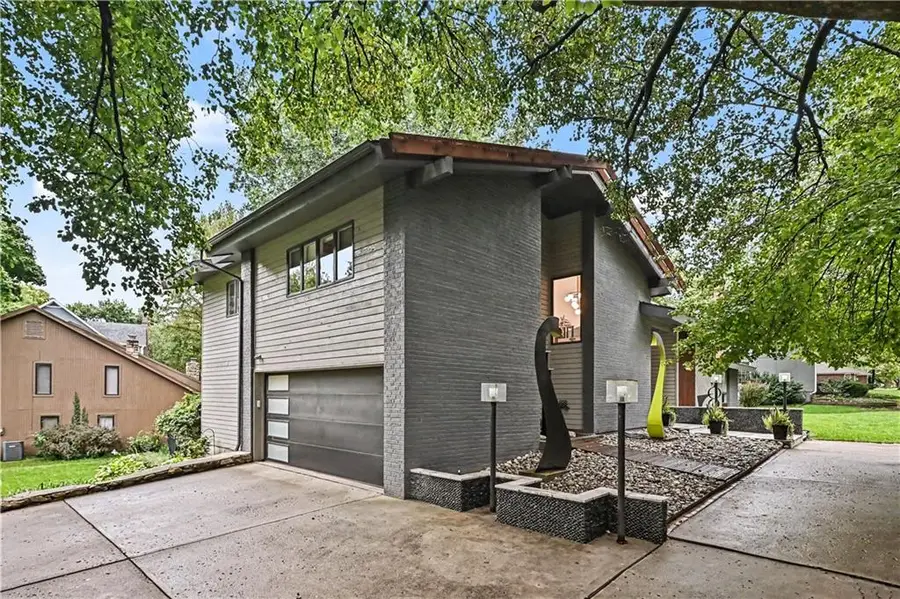 12707 Cherokee Lane, Leawood, KS 66209 - #3