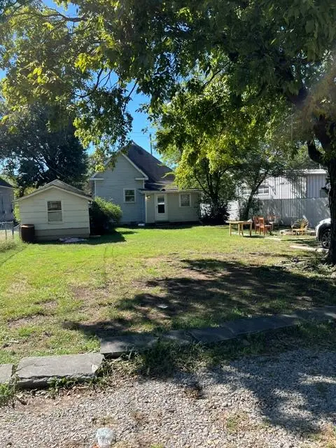508 W 4th Street, Pittsburg, KS 66762 - #3