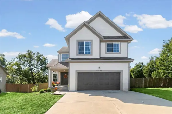 20587 W 126th Terrace W, Olathe, KS 66061