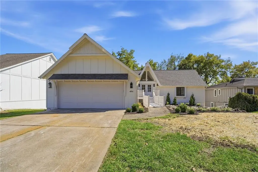 484 N Winnebago Drive, Lake Winnebago, MO 64034 - #1