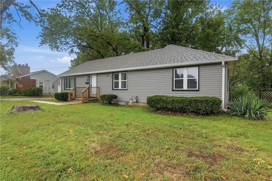 5807 Quivira Road, Shawnee, KS 66216 - #2