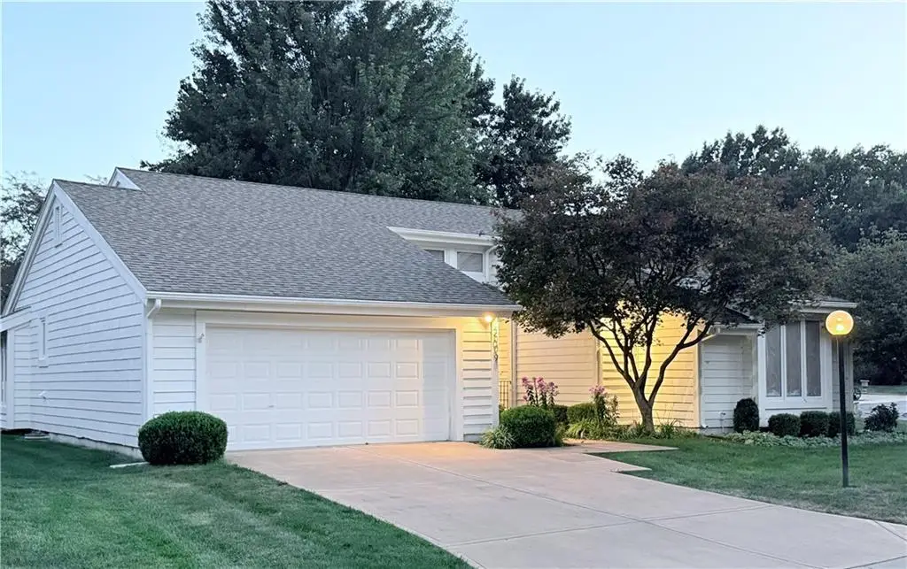 2009 W 123rd Terrace, Leawood, KS 66209 - #1