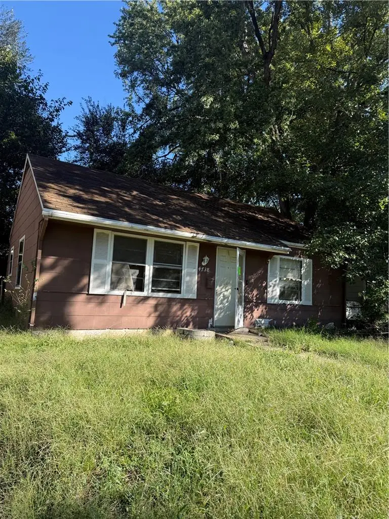 4738 Woodend Avenue, Kansas City, KS 66106 - #1