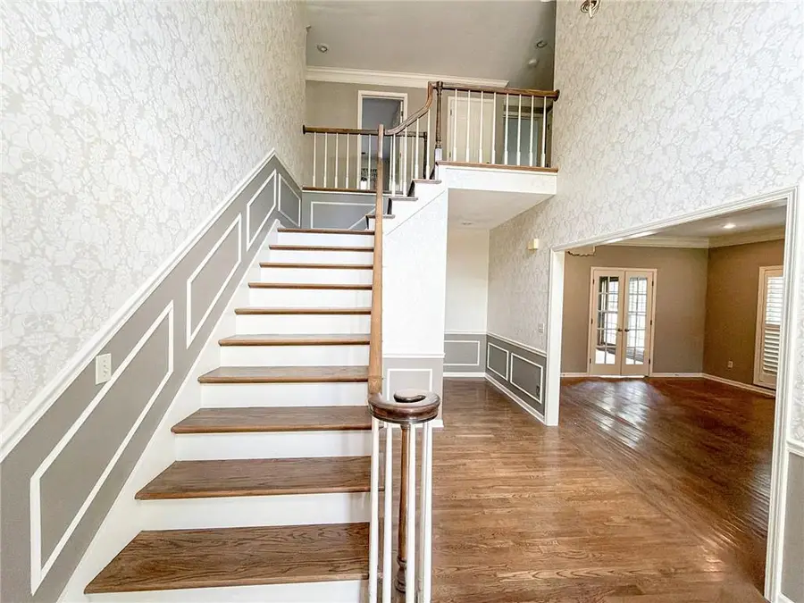 6836 Glenwood Street, Overland Park, KS 66204 - #2