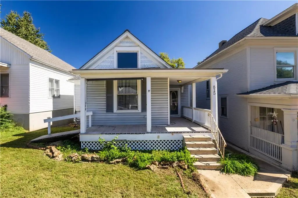 815 S 16th Street, Saint Joseph, MO 64501 - #1