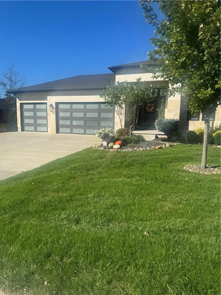 540 South Shore Drive, Lake Winnebago, MO 64034 - #3