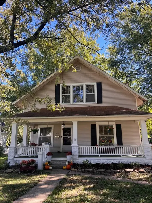 416 S 1st Street, Odessa, MO 64076