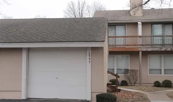 10995 Rosehill Road, Overland Park, KS 66210