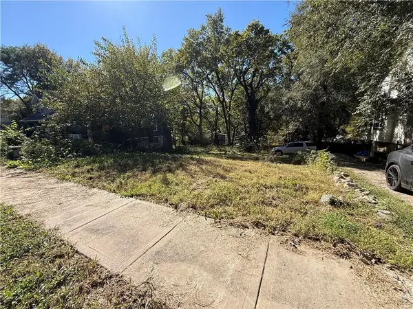 4324 Wayne Avenue, Kansas City, MO 64110