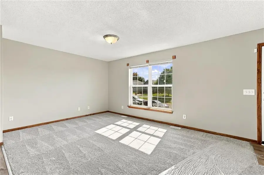 2222 Chanticleer Street, Excelsior Springs, MO 64024 - #3
