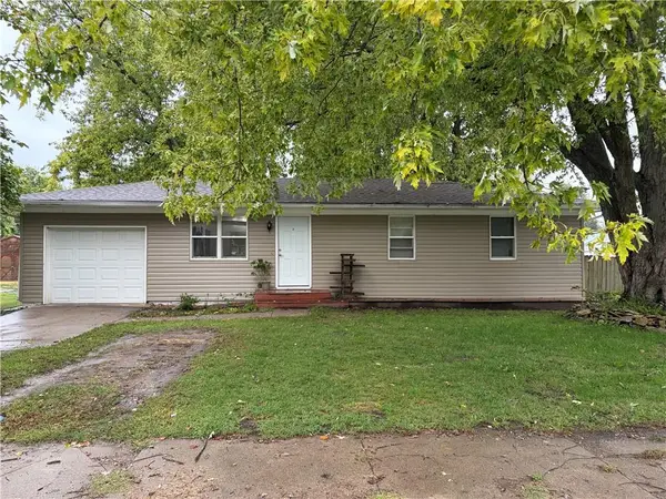 415 Main Street, Linwood, KS 66052