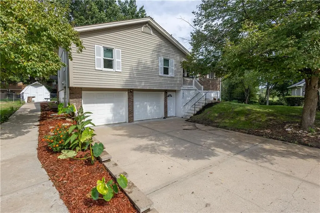 1909 Joy Circle, Excelsior Springs, MO 64024 - #1